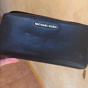 Michael kors wristlet/ wallet